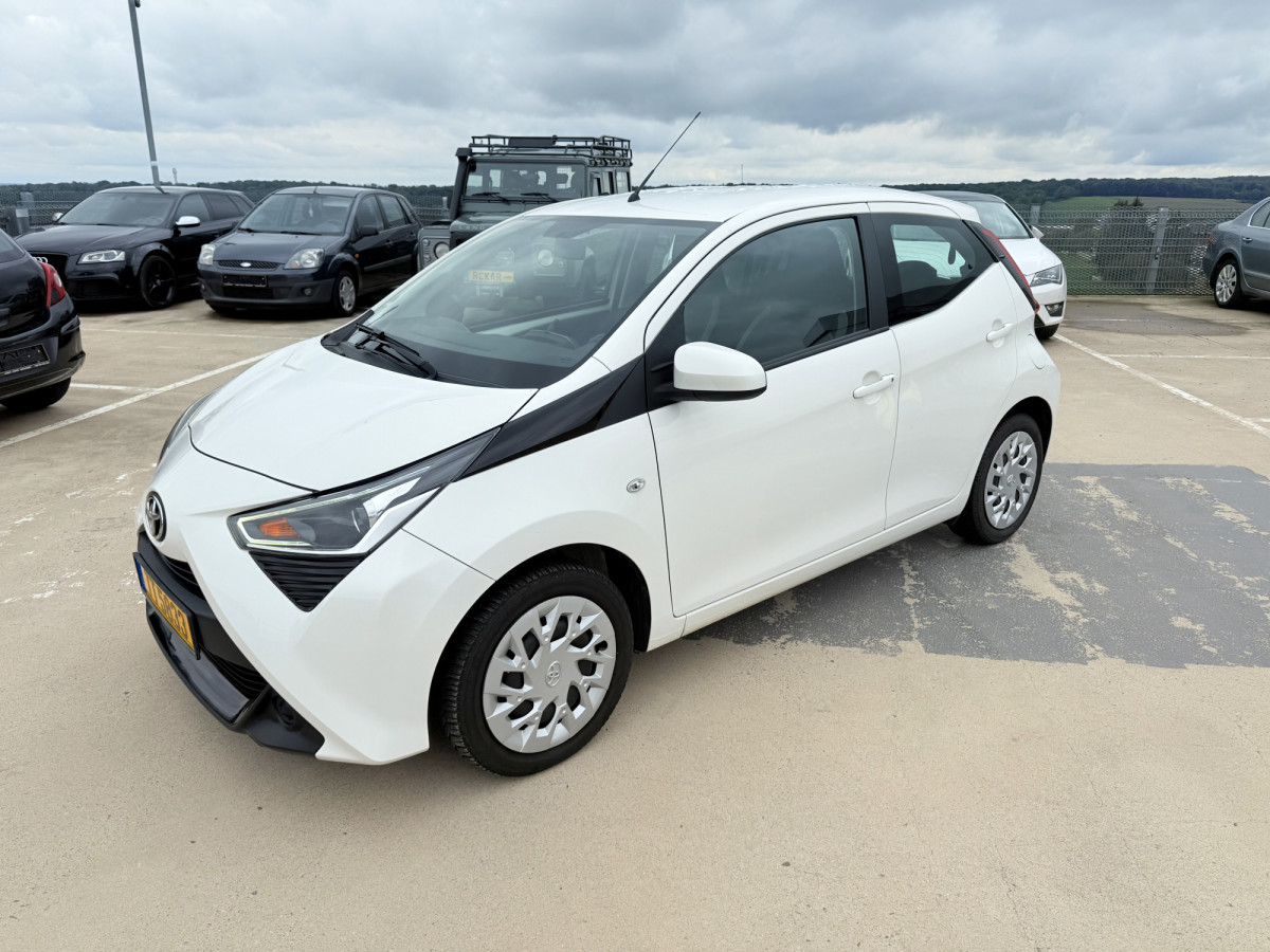 Toyota Aygo 1.0 VVTI X-Play