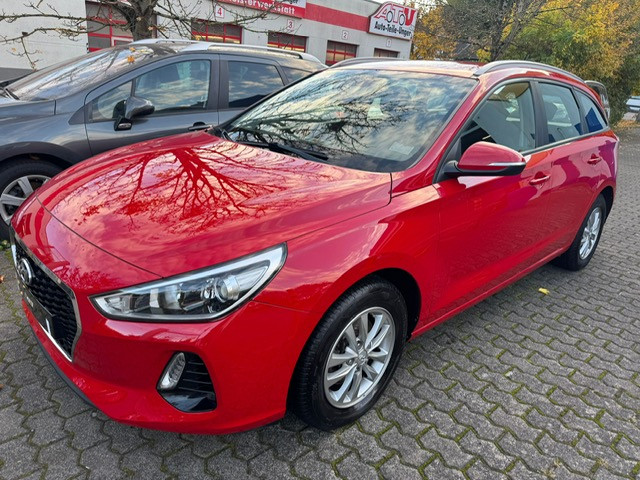 Hyundai i30 HYUNDAI I30 CW TEMPOMAT BLUETOOTH MFL