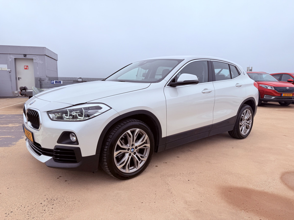BMW X2 sDrive 18i 140 Advantage Auto.