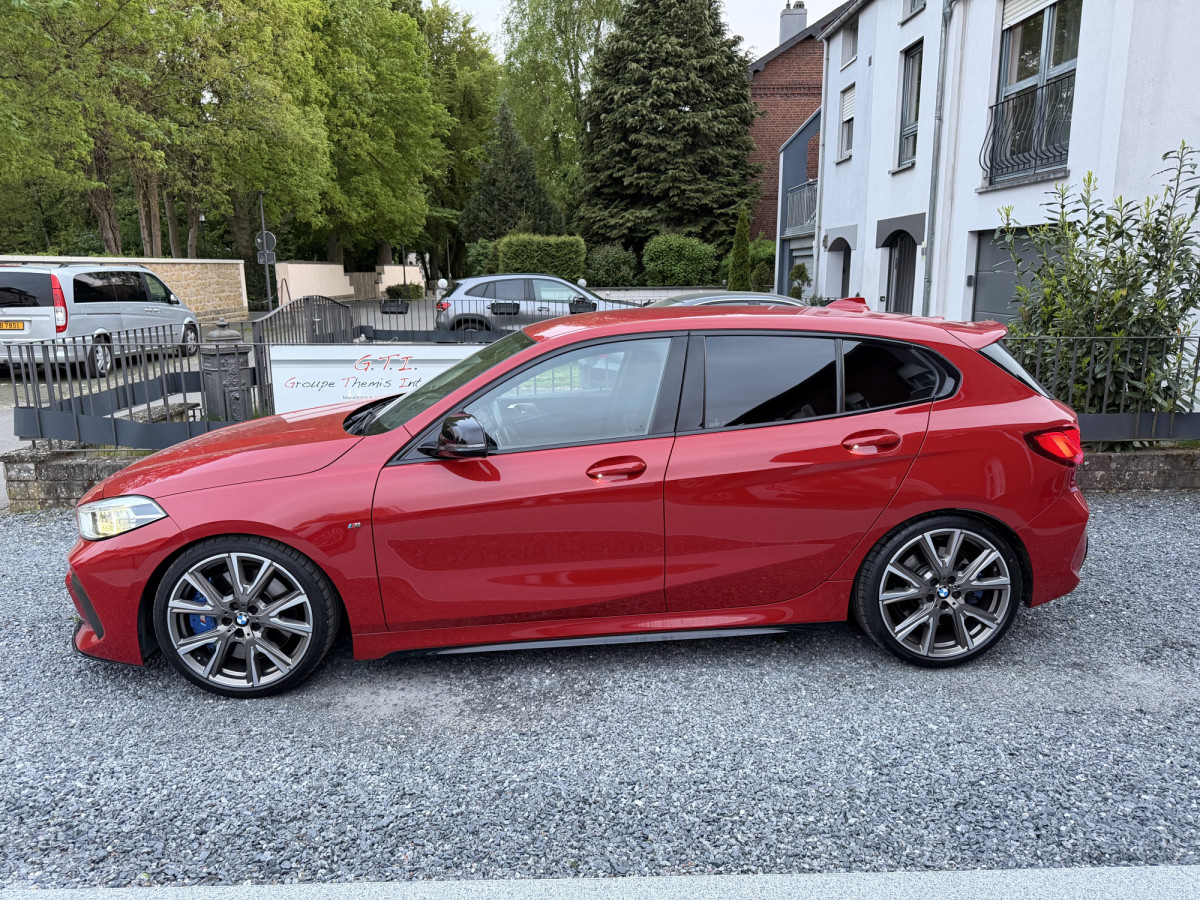 BMW M135 i 306 Xdrive Steptronic