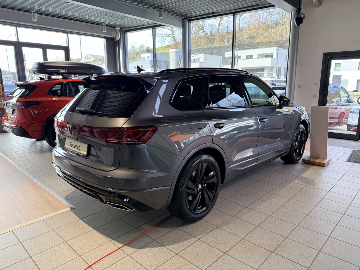 Touareg R-Line 3.0 V6 TDI 4MOTION 210 kW / 286 CV Boîte automatique 8 vitesses