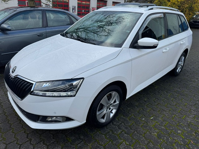 Skoda Fabia SKODA FABIA Combi Style LED Bluetooth KeylessGo