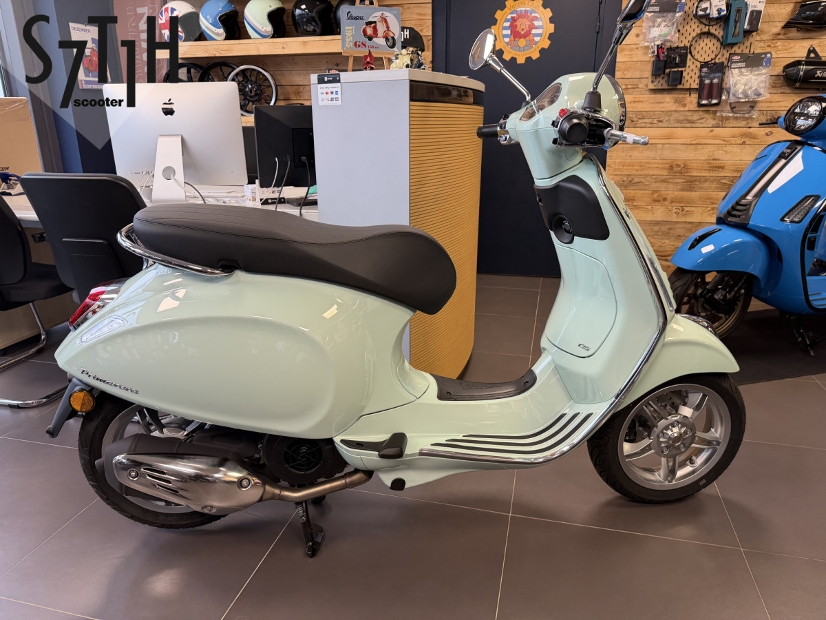 Vespa Primavera 125 