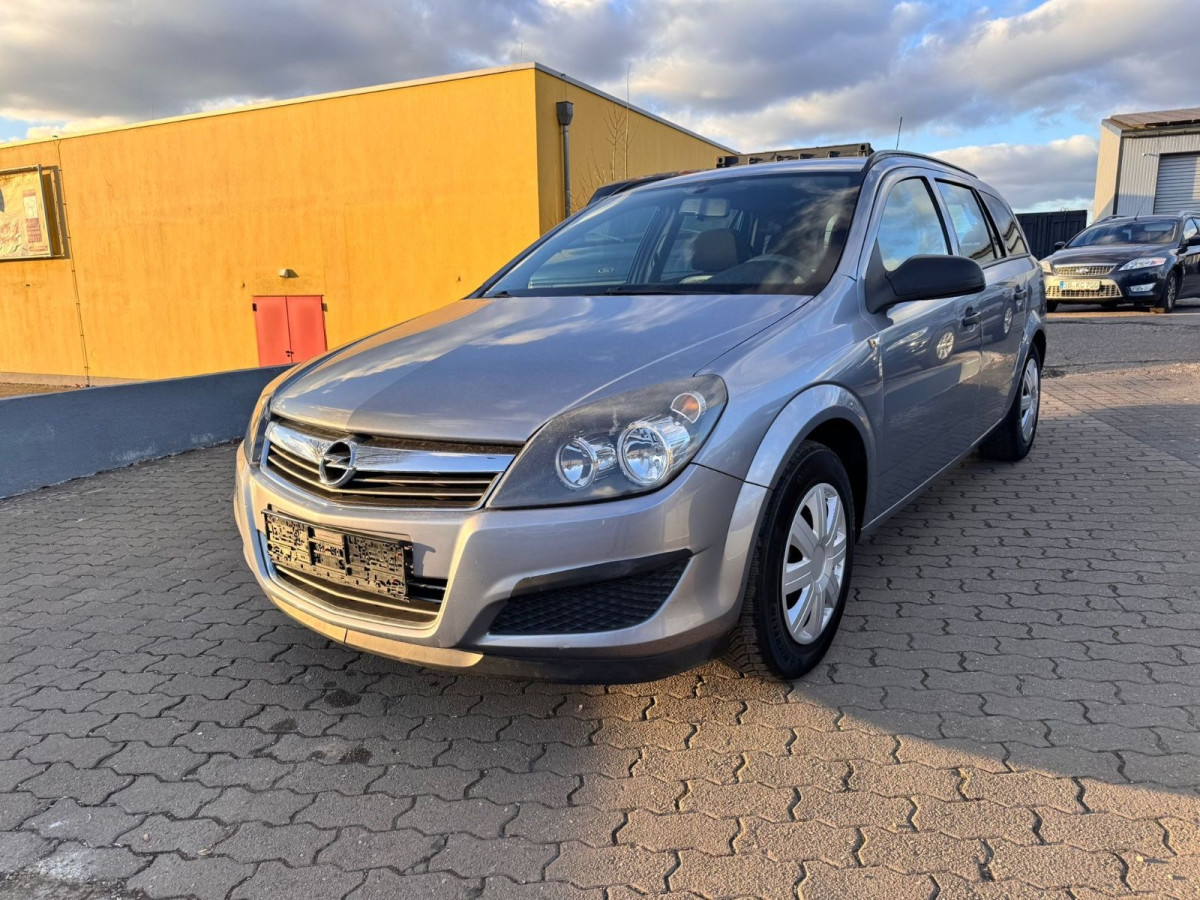 Opel Astra H Caravan Selection 
