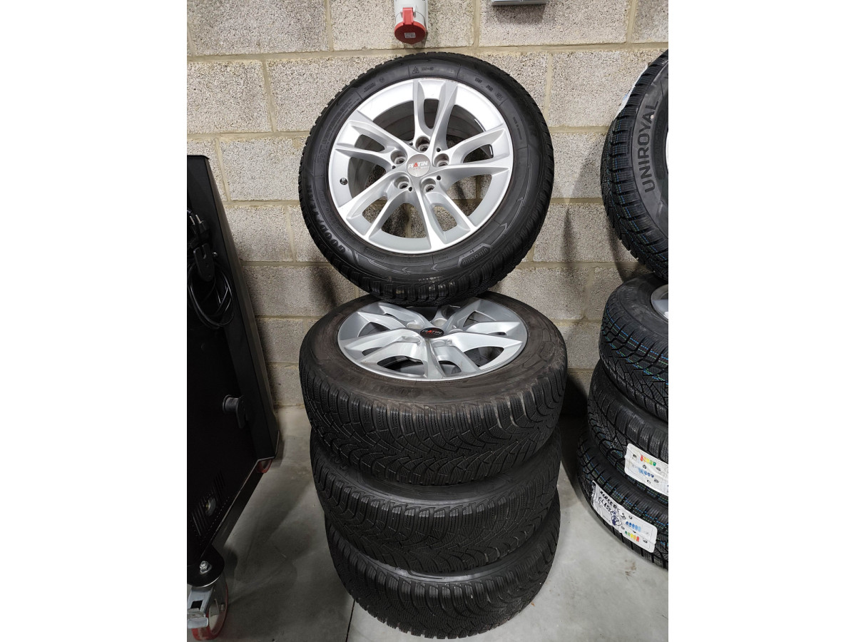 Jantes alu + Pneus hiver 16