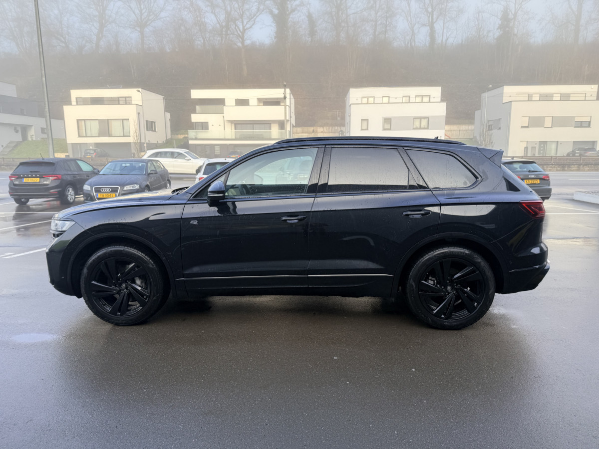 Touareg R-Line FINAL EDITION 3.0 V6 TDI 4MOTION 286cv Boîte automatique 8 vitesses