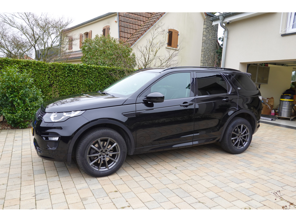 Land-Rover Discovery Sport D150 4WD Automatik 7 places