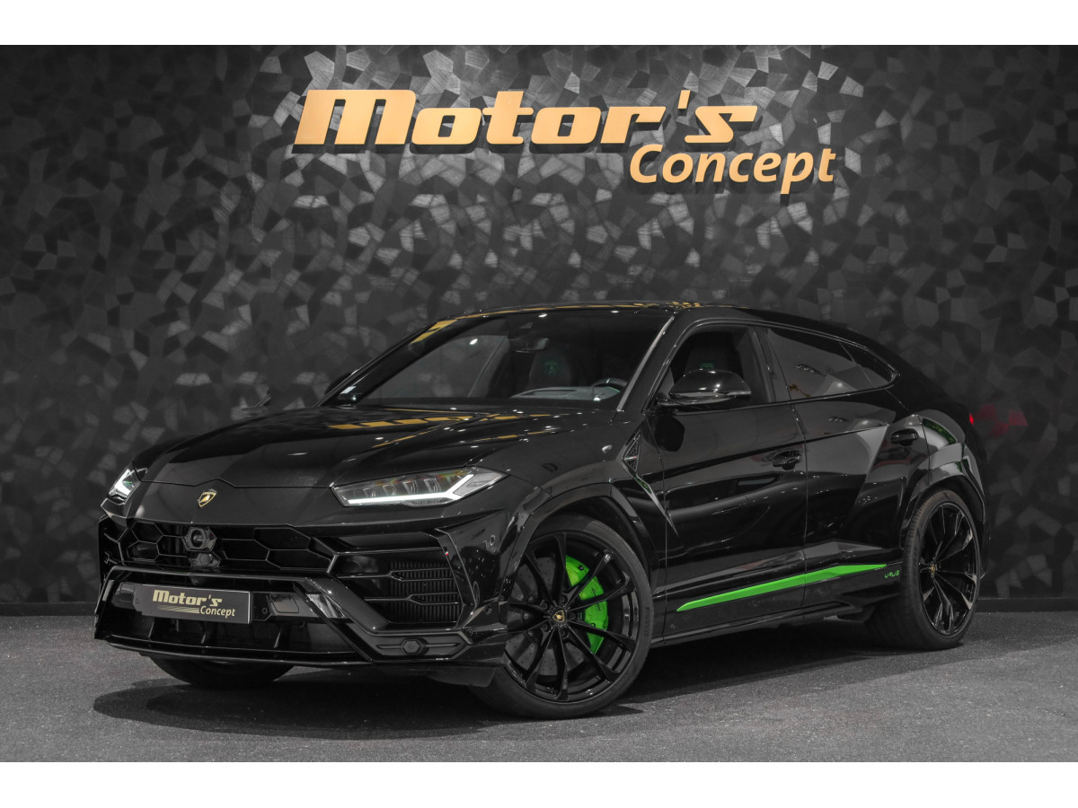 Lamborghini Urus V8 - NERO HELENE / VERDE