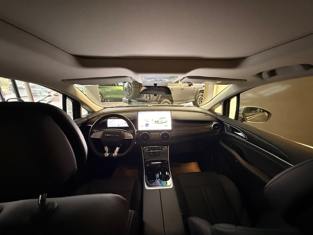 Forthing U-Tour 1.5 TURBO PHEV 8