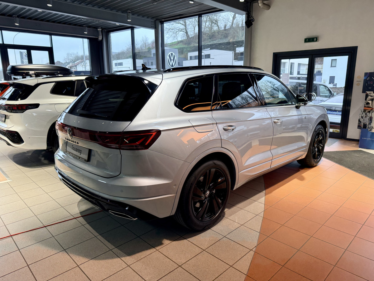 Touareg R-Line FINAL EDITION 3.0 V6 TDI 4MOTION 286cv Boîte automatique 8 vitesses