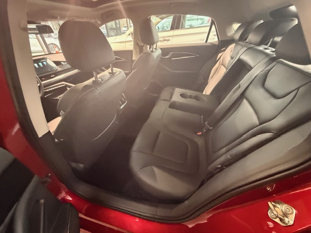 Bestune B70 2.0 TURBO 218 HP 8