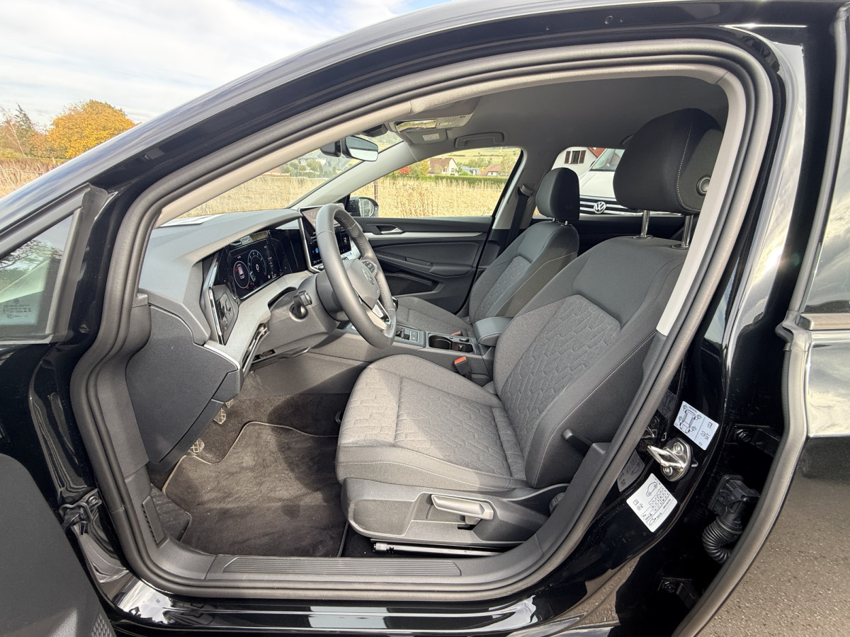 Volkswagen Golf Life 1.5 TSI 85 kW / 116 CV Boîte manuelle 6 vitesses