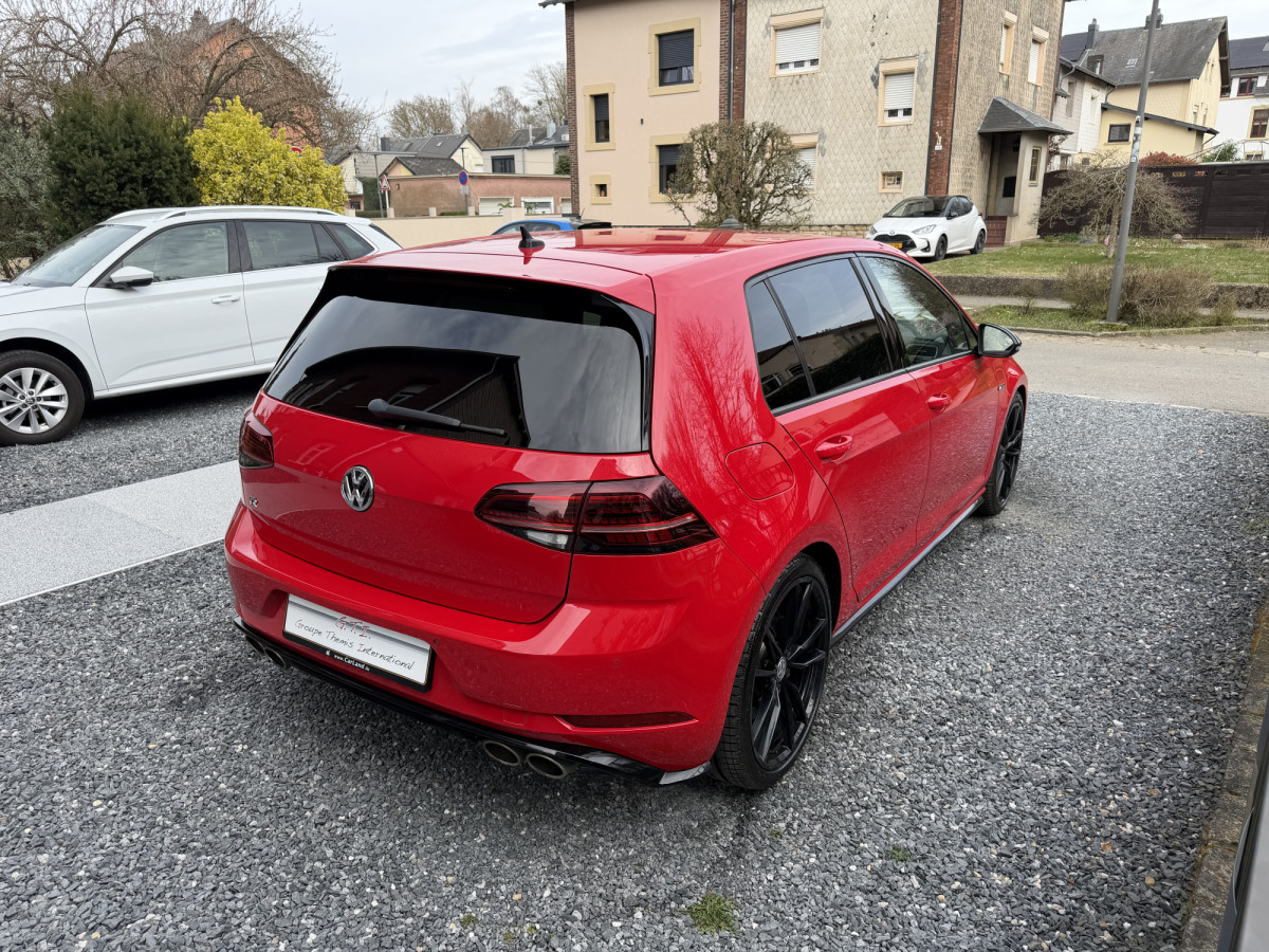 Volkswagen Golf R R 300 DSG 4Motion