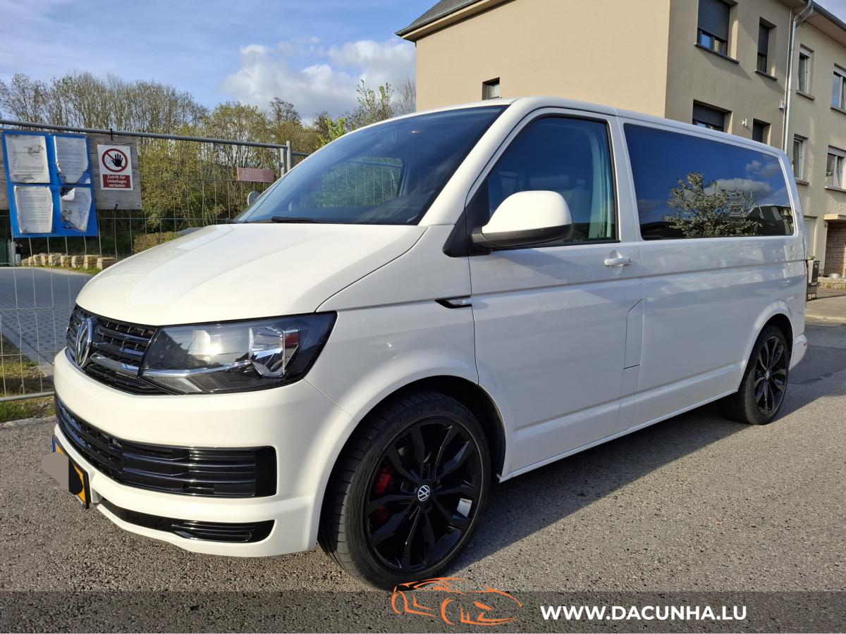 Volkswagen T6 Transporter 2.0 TDI 9 PLACES, 1 HAND, CLIMA,NAVI,PDC,CAMERA