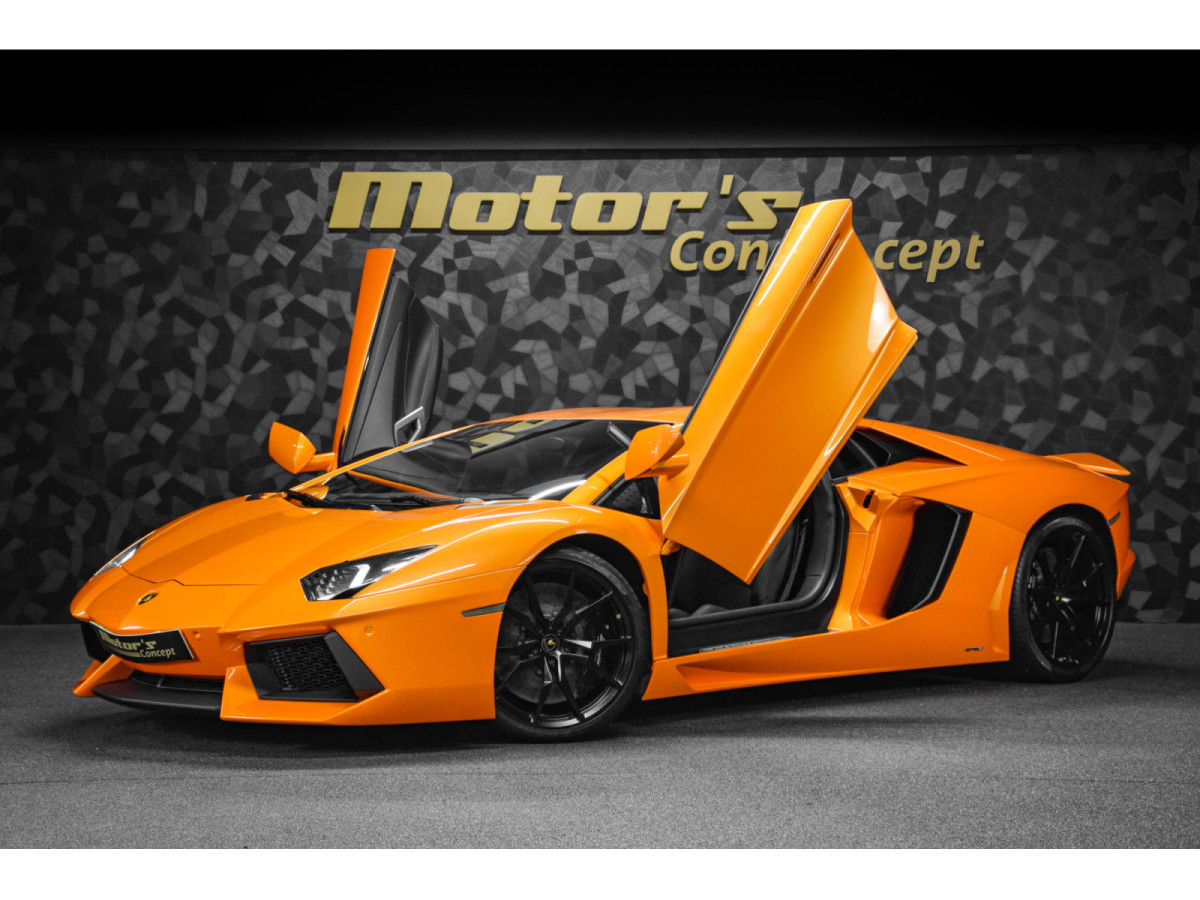 Lamborghini Aventador LP 700-4 - ARANCIO ATLAS