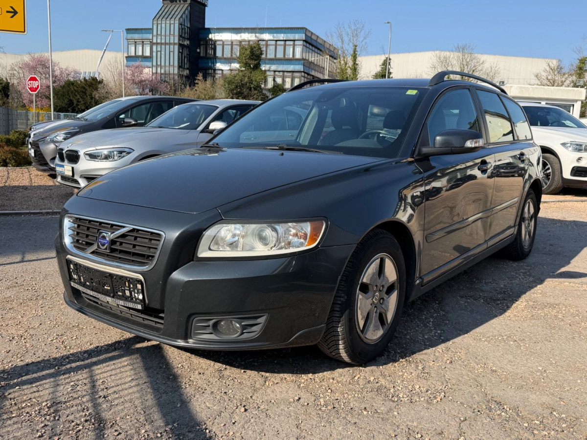 Volvo V50 Kombi 1.6 D Drive Momentum/1.HAND/