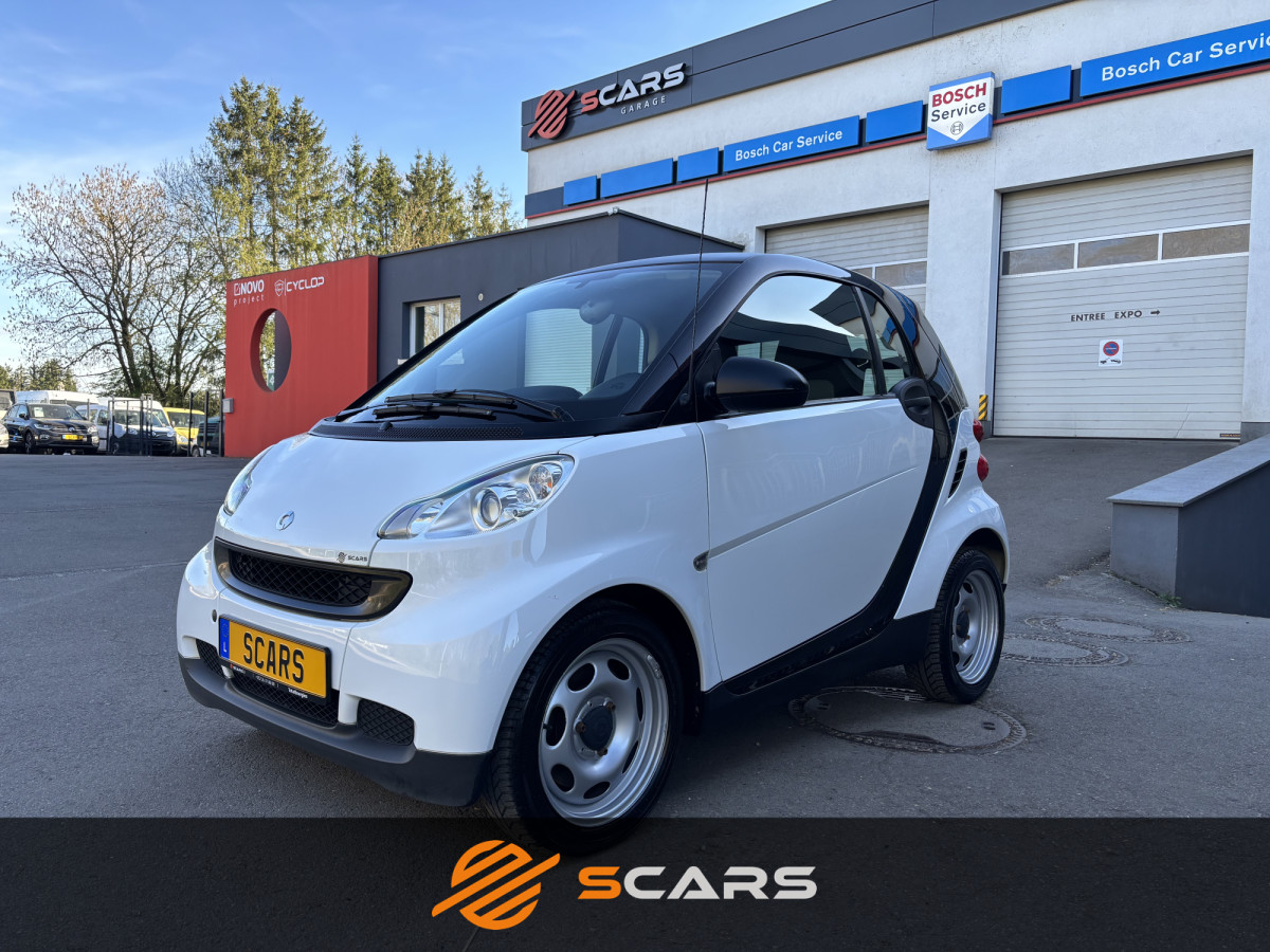 Smart Fortwo 0.8 Pure Cdi 54cv Automatique