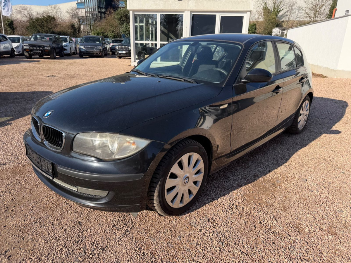 BMW 118 d Limousine / 5 x Türer / Klimaautomatik /