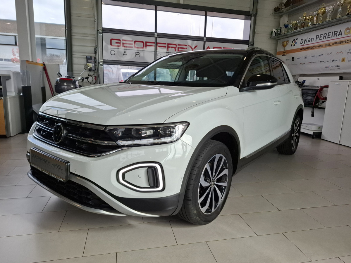 Volkswagen T-Roc 1.5 TSI 150 DSG STYLE,1 HAND,VIRTUAL,KAMERA,NAVI,CARPLAY,LED,CUIR,IQ-LIGHT