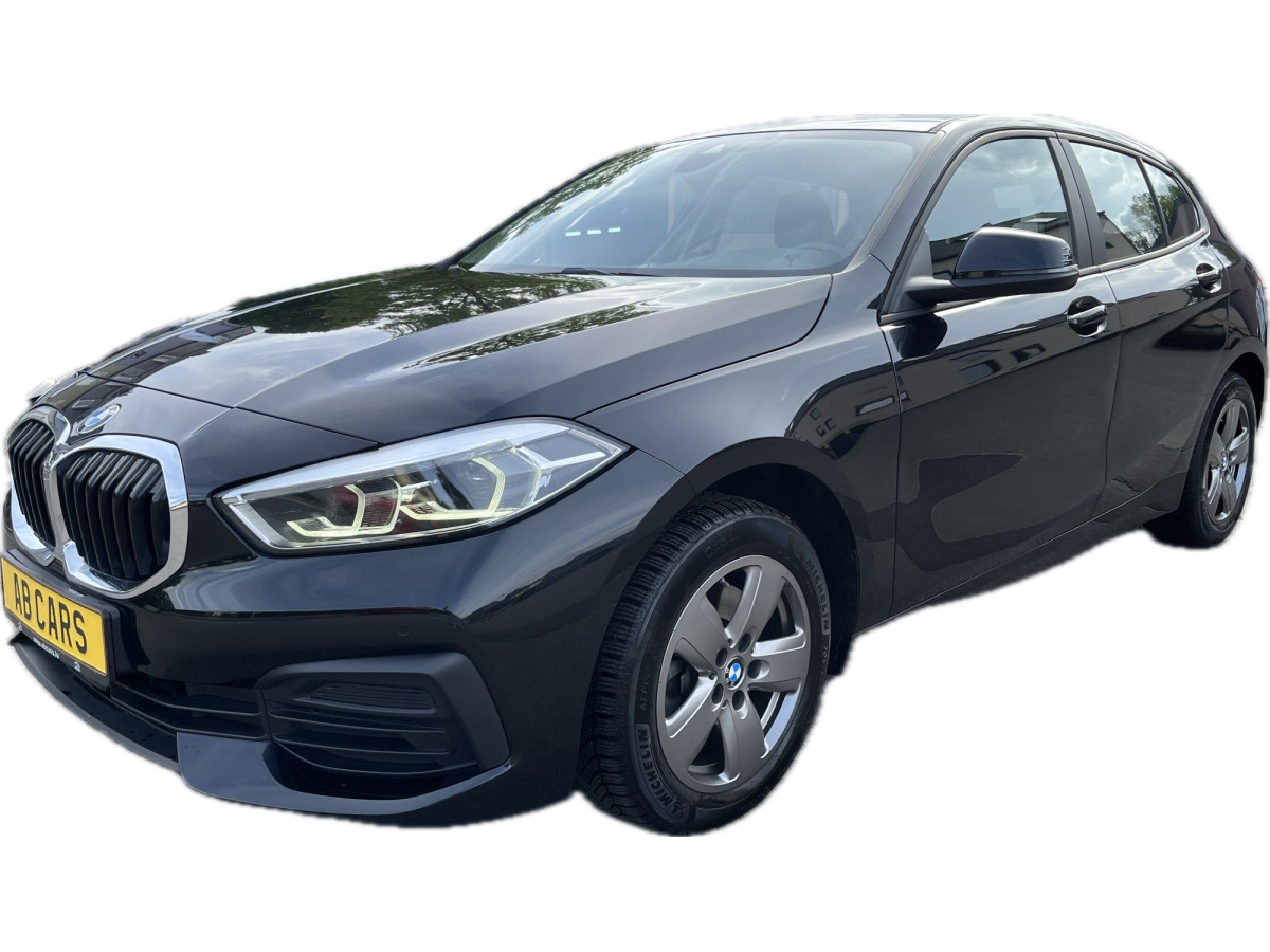 BMW 116 116d 115cv Navi Pano Cuir 2xPDC