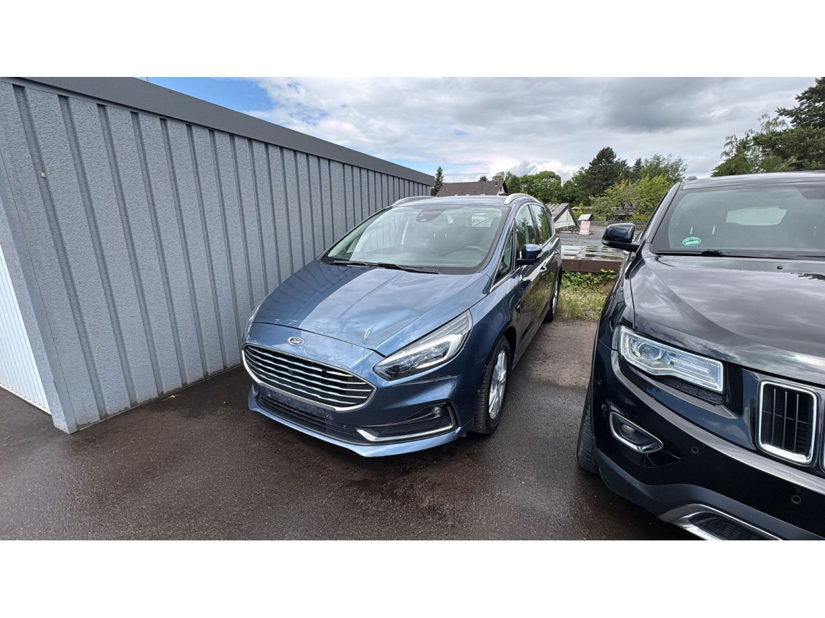 Ford S-Max S-MAX Titanium 190PS/MWST/7xSitzer