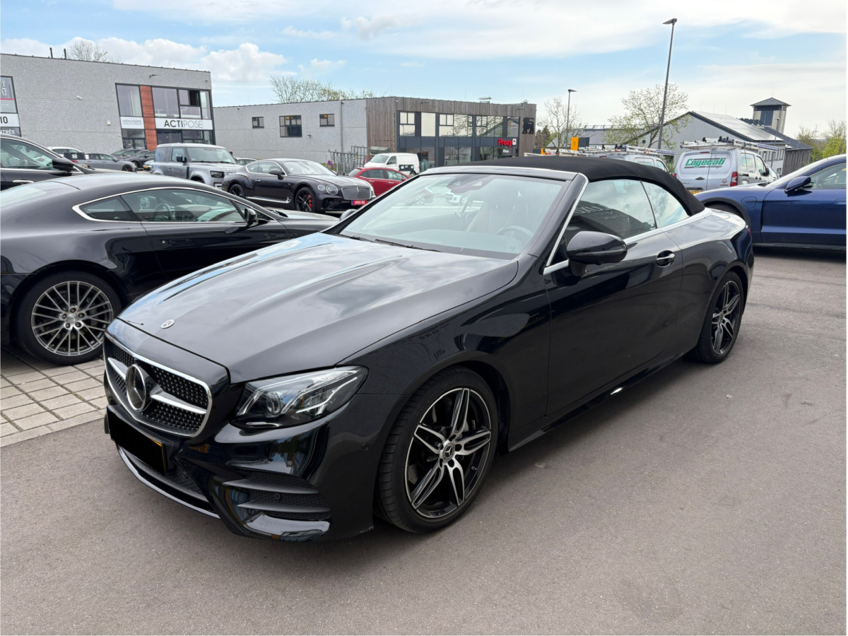 Mercedes-Benz E 200 E200 AMG LINE/ BI-COLOR /AMG-LINE/ BURMESTER/ 360°