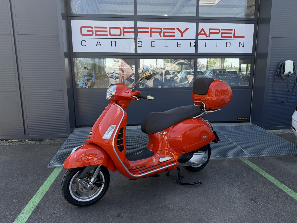 Vespa GTS 300 