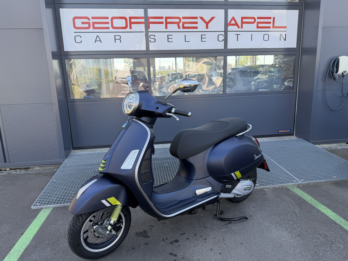 Vespa GTS Super Tech 125