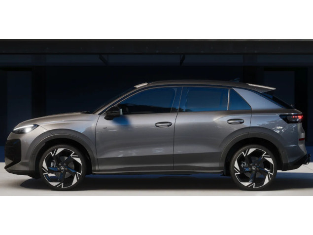 Volkswagen T-Roc T-Roc R-Line 1.5 eTSI  (150 CV)/PANO/AHK/360°/VOLL