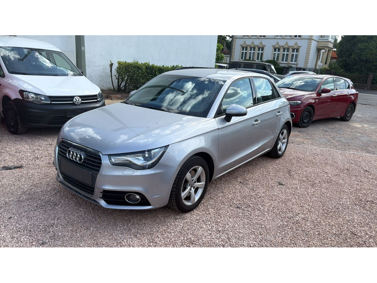 Audi A1 Sportback ambition 1.6 TDI 105PS/Navi/Xenon/