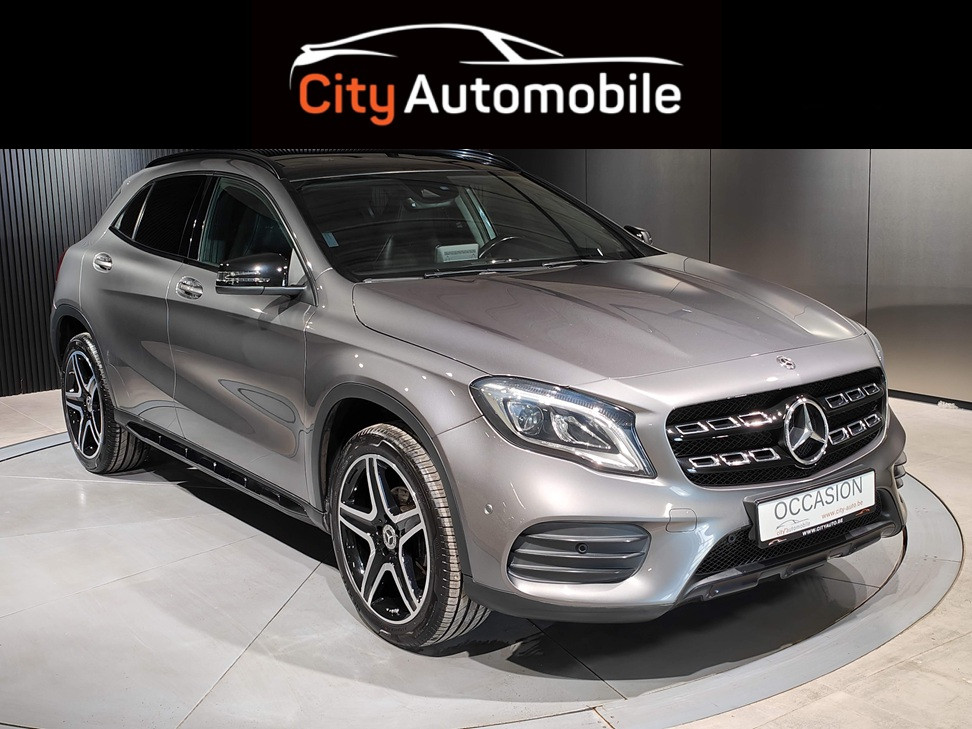 Mercedes-Benz GLA 200 GLA200 7G-DCT PACK AMG GPS TOIT OUVRANT PANO SIEGES CHAUFFANTS