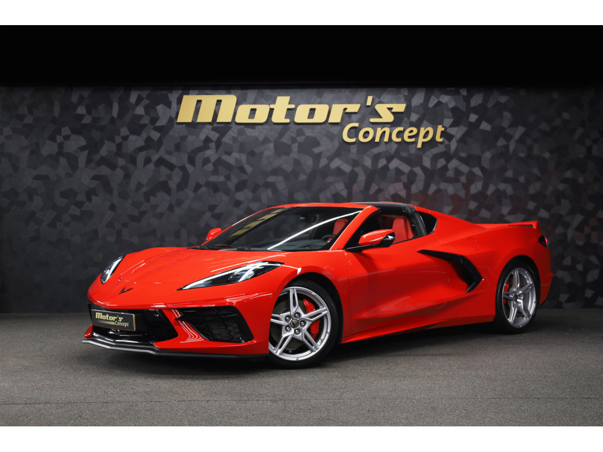 Chevrolet Corvette C8 STINGRAY TARGA 6.2 V8 2LT - PACK PERF Z51 - AKRAPOVIC