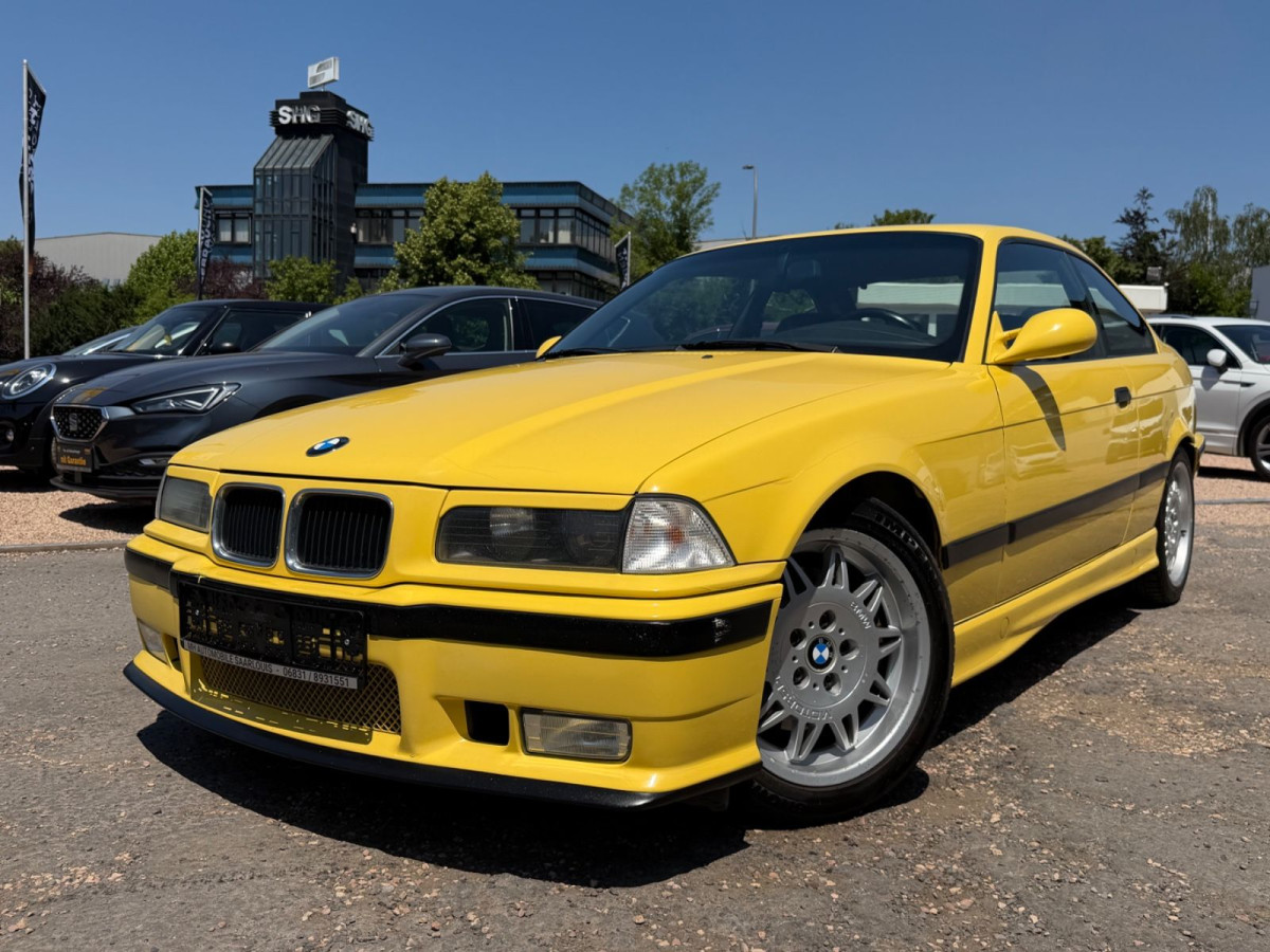 BMW M3 Coupe 3.0 / SCHECKHEFT / 2.HAND /