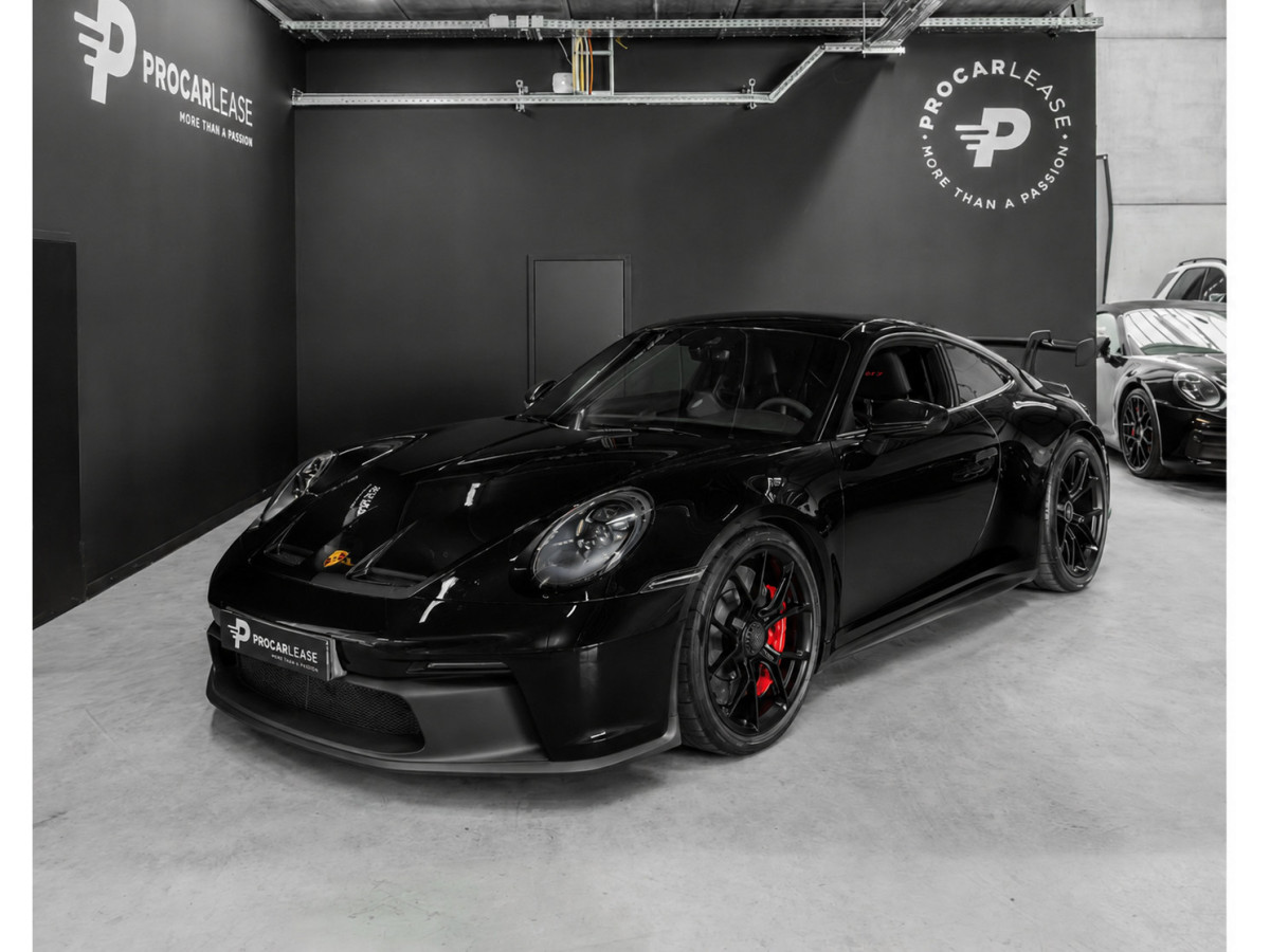 Porsche 992 911/992 GT3 CLUBSPORT AKRAPOVIC  /Vollschalensitze