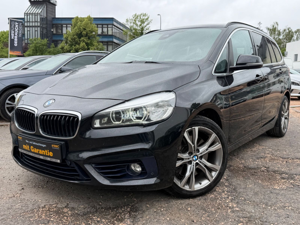 BMW 220 Active Tourer xDRIVE SPORT LINE/HEADUP