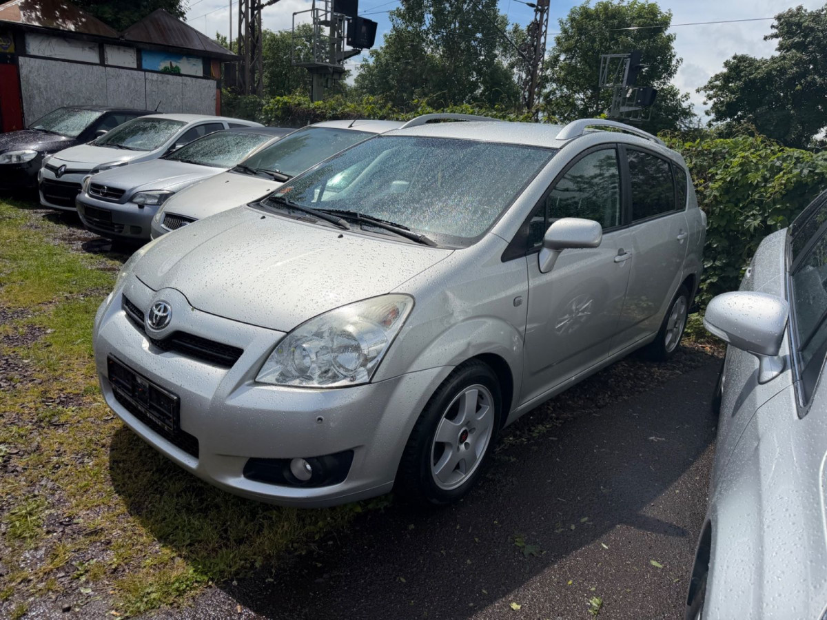 Toyota Corolla Verso 2.2 D-4D Sol