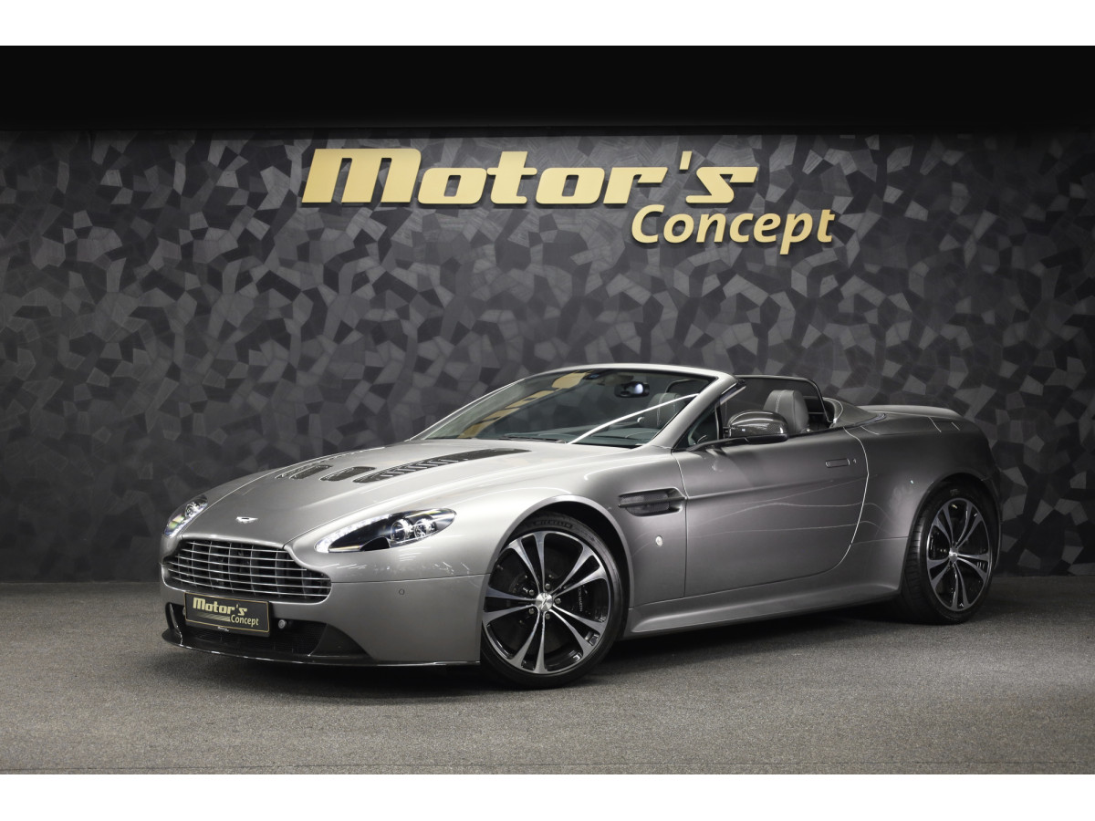 Aston Martin V12 Vantage Roadster / Boîte manuelle / 1 OF 101