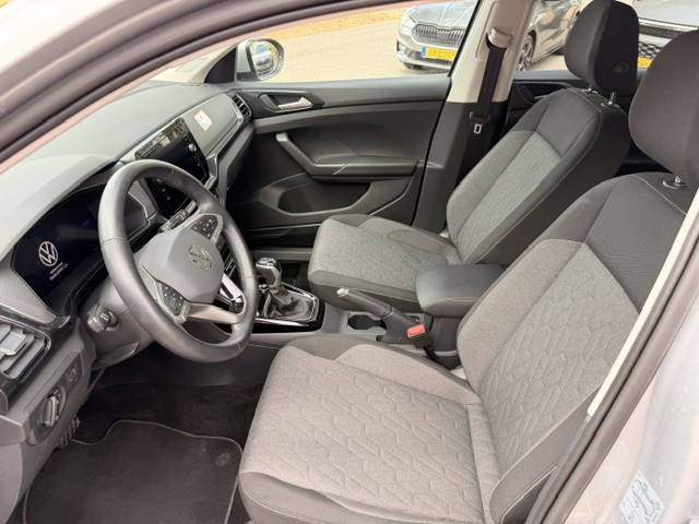 Volkswagen T-Cross LIFE 2