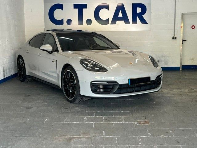 Porsche Panamera 4 E-Hybrid Platinum Edition