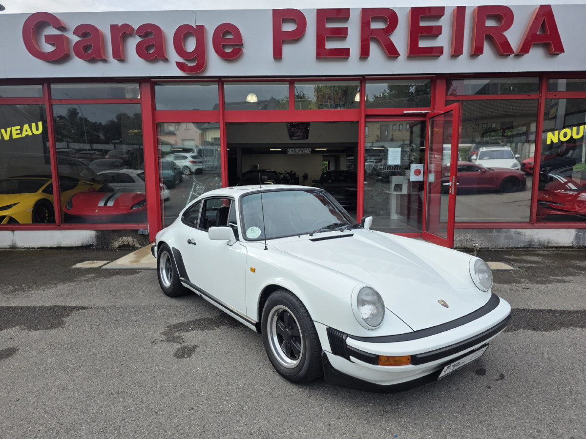 Porsche 911 Porsche 911 231CV Europa Schekheft und Historie plus carnet