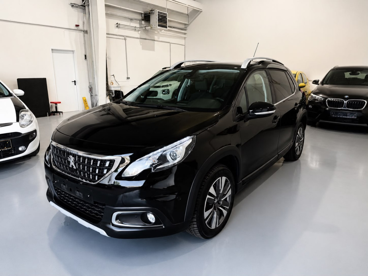 Peugeot 2008 1.2 PureTech 110 Allure