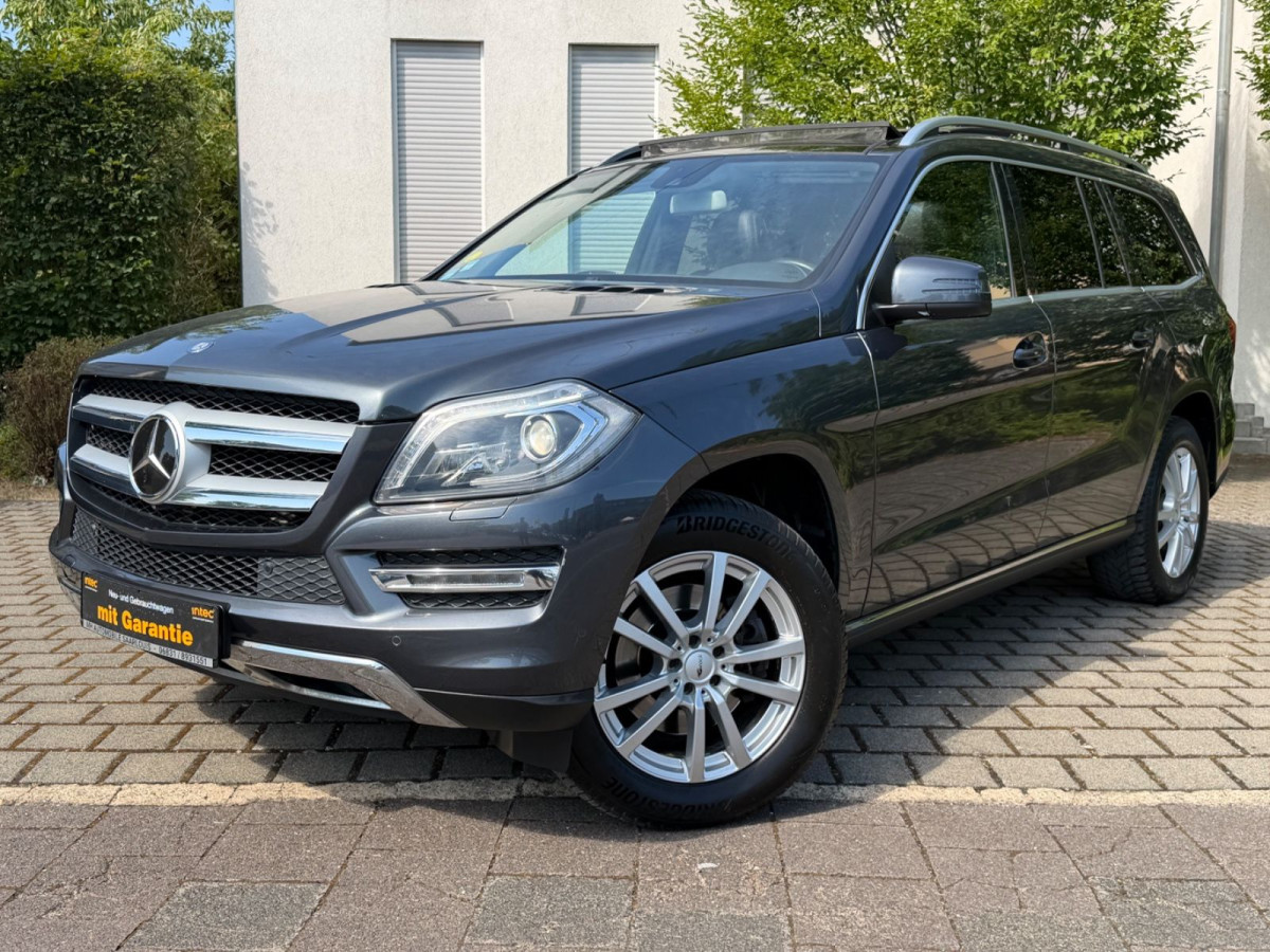 Mercedes-Benz GL 350 BlueTec 4Matic/PANO/7xsitze/Kamera/AHK