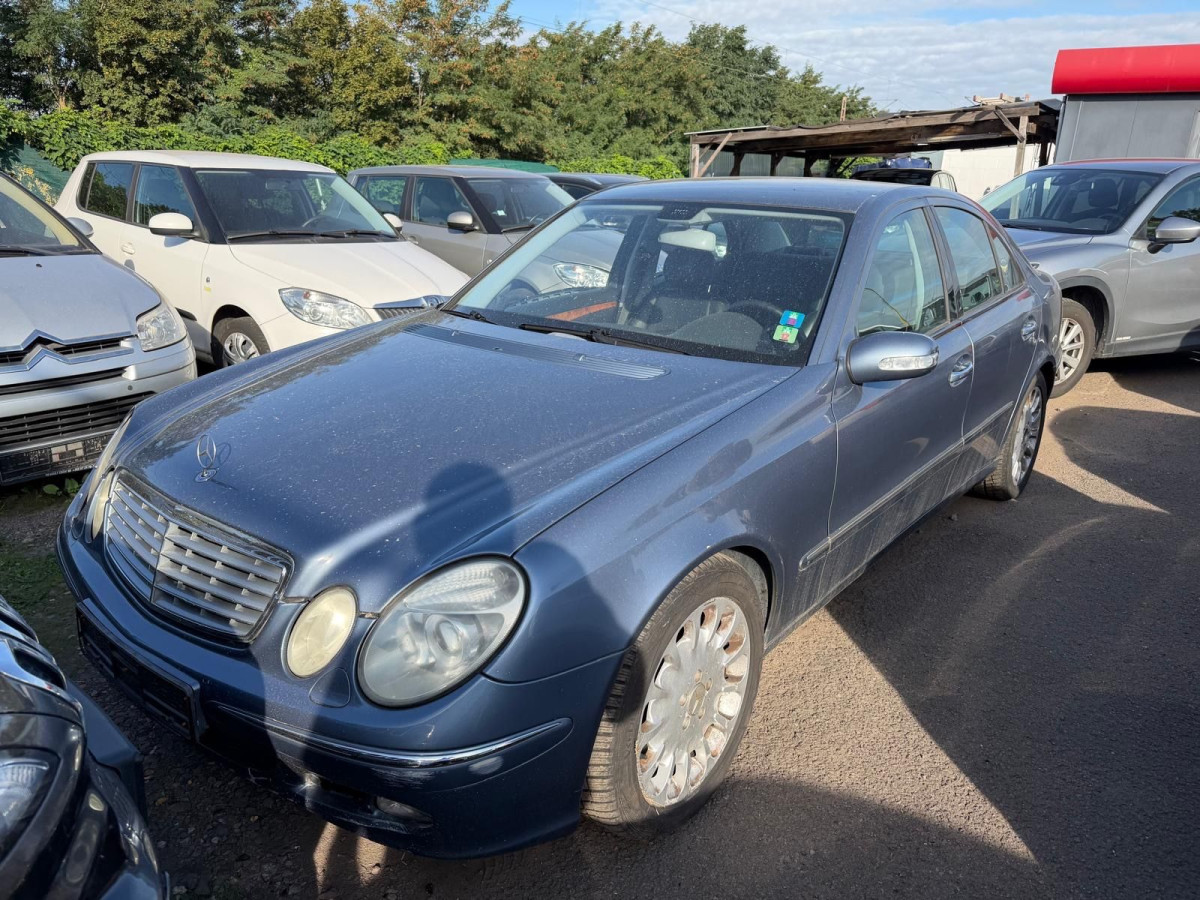 Mercedes-Benz E 50 AMG E 500 4Matic