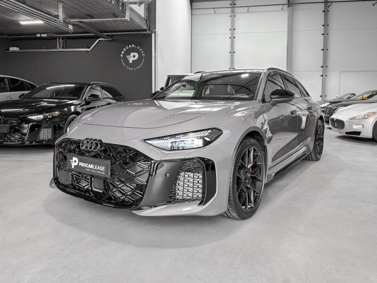 Audi RS5 Audi RS5 Avant Performance/PLATEAU/SOFORT/KERAMIK/CARBONE/ RS Sport Plus/MASSAGE/B&O 3D/21