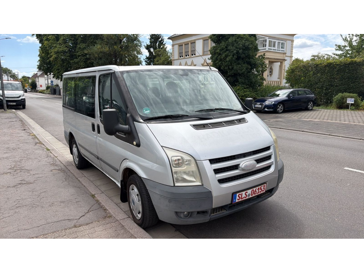 Ford  Transit  mittel 2.2 85KW FT 300 /9xsitzer /klima