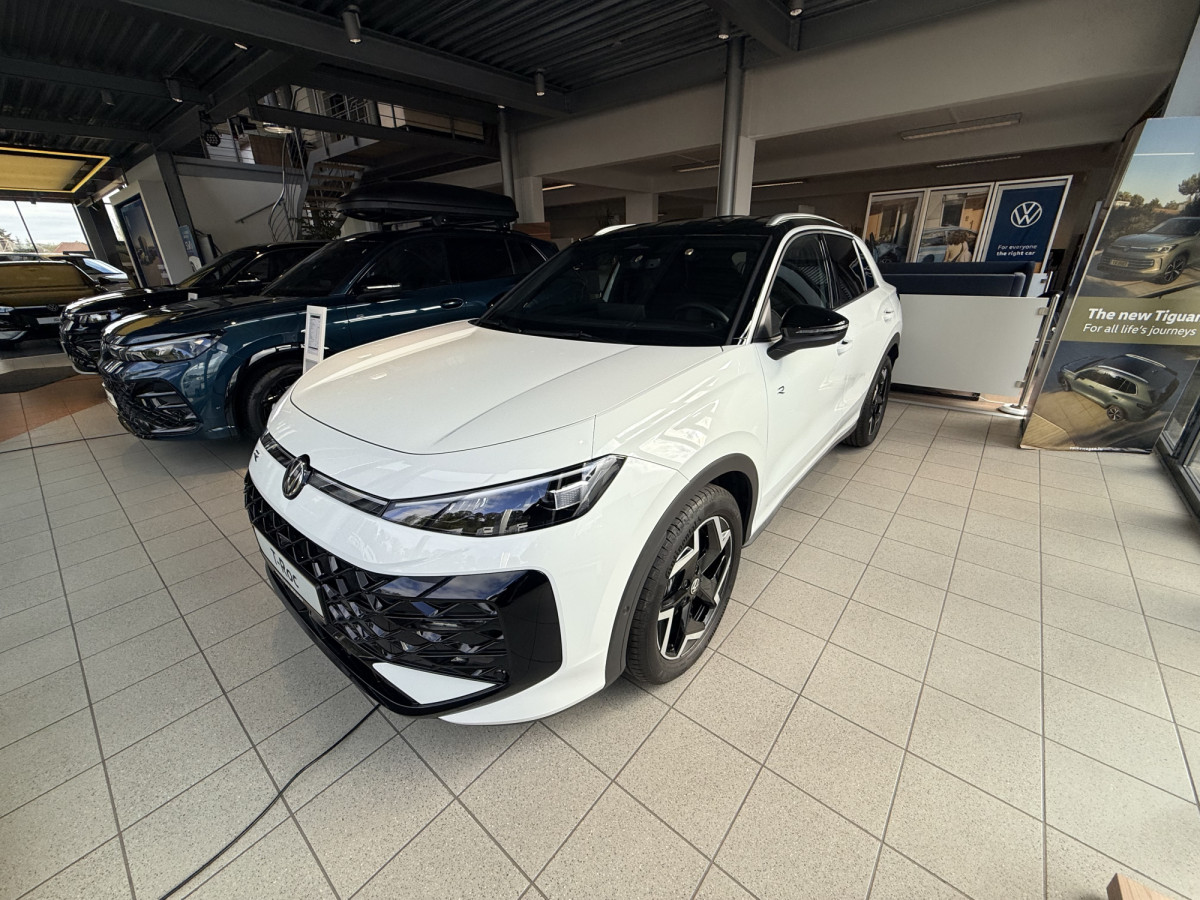 Volkswagen T-Roc R-Line 1.5 eTSI 150cv Boîte à double embrayage 7 vitesses