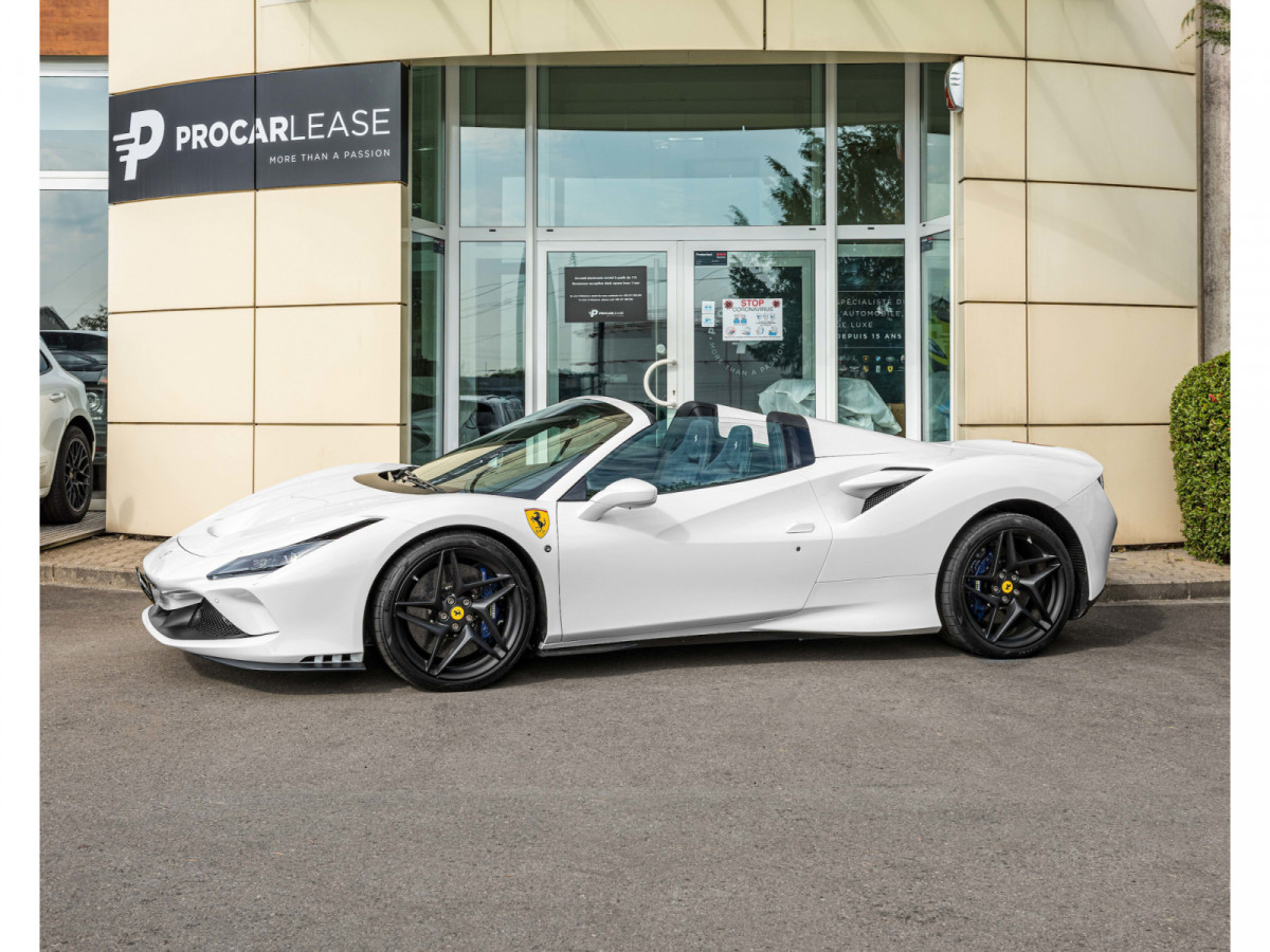 Ferrari F8 Spider SPIDER F1 VOLL/CARBON/20/LIFT