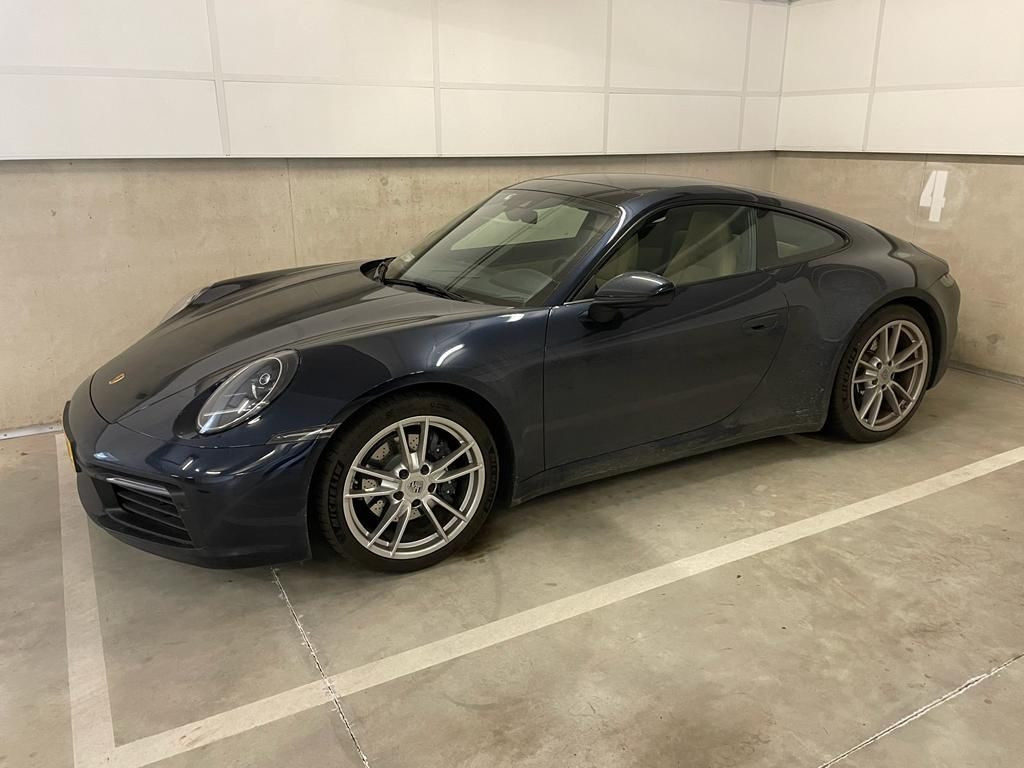 Porsche 911 992 CARRERA/20 /Camera/Toit ouvrant/