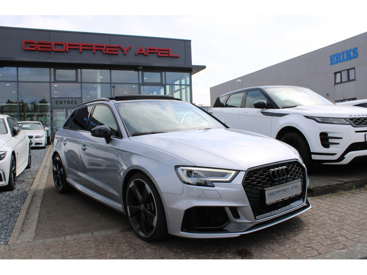 Audi RS3 2.5 TFSI QUATTRO SPORTBACK BANG OLUFSEN PANO CUIR NAVI 1 HAND