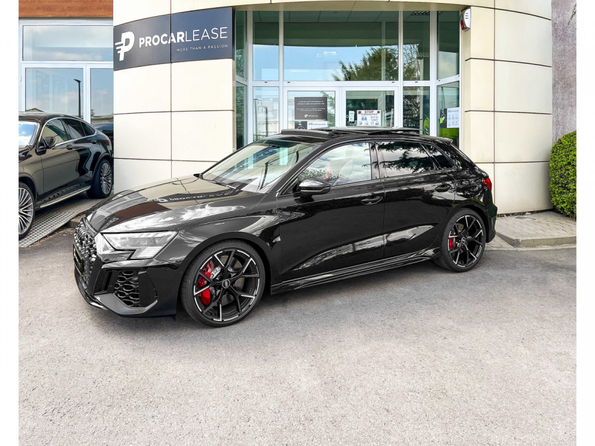 Audi RS3 AUDI RS3 Sportback 2.5 TFSI quattro/HUD/PANO/